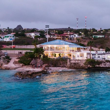 Waterside Apartments Willemstad Exterior photo