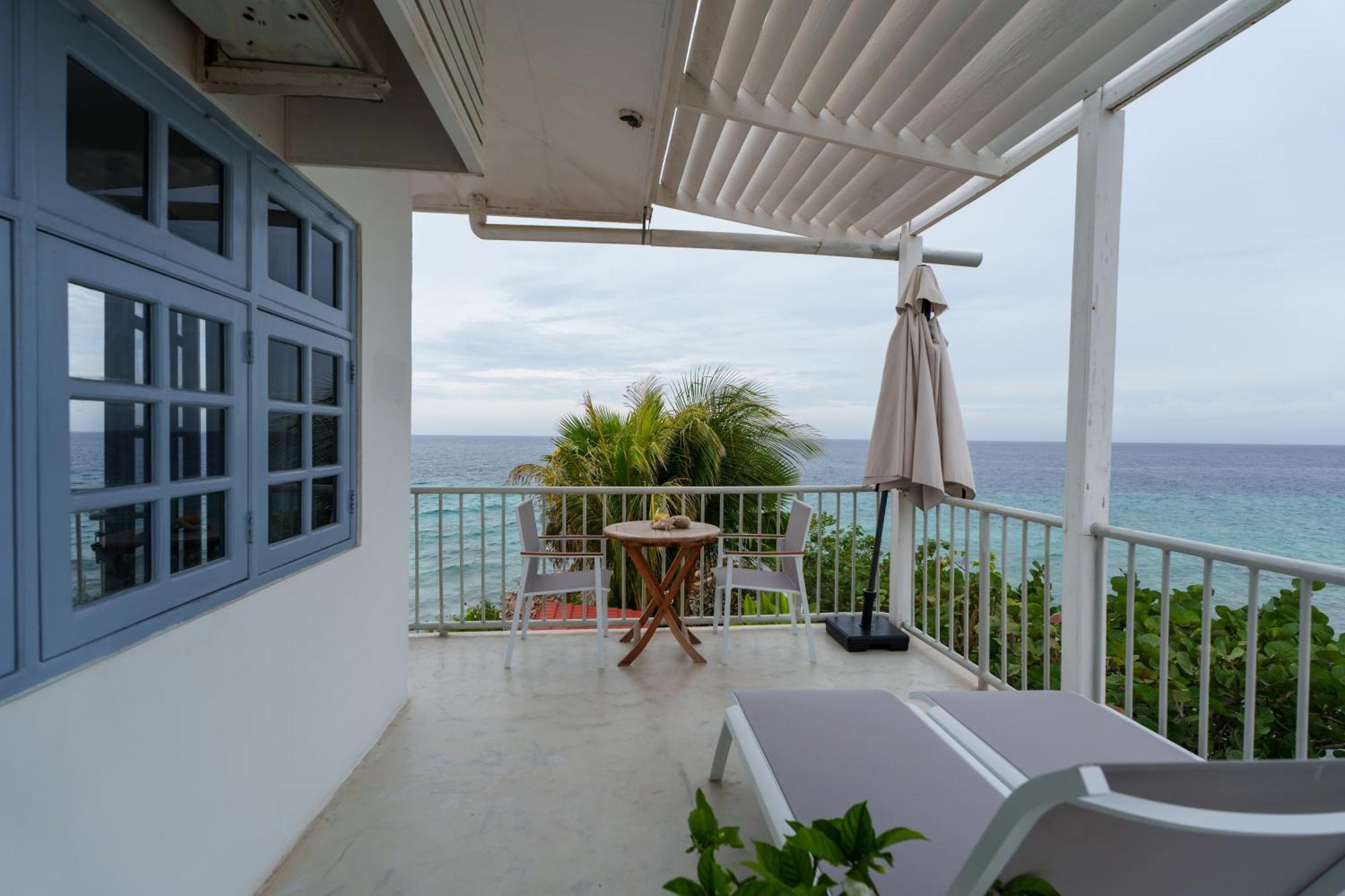 Waterside Apartments Willemstad Exterior photo
