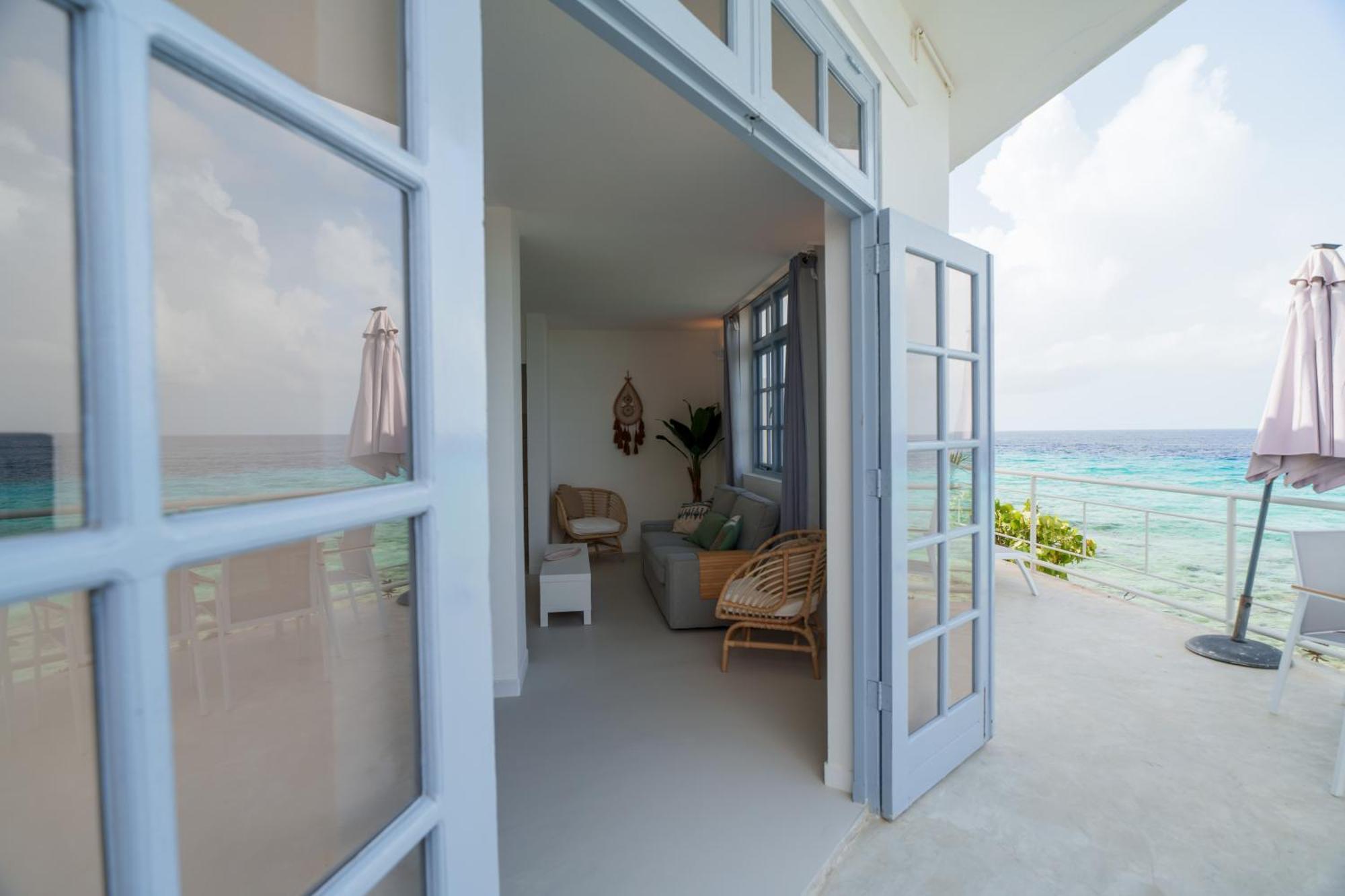 Waterside Apartments Willemstad Exterior photo